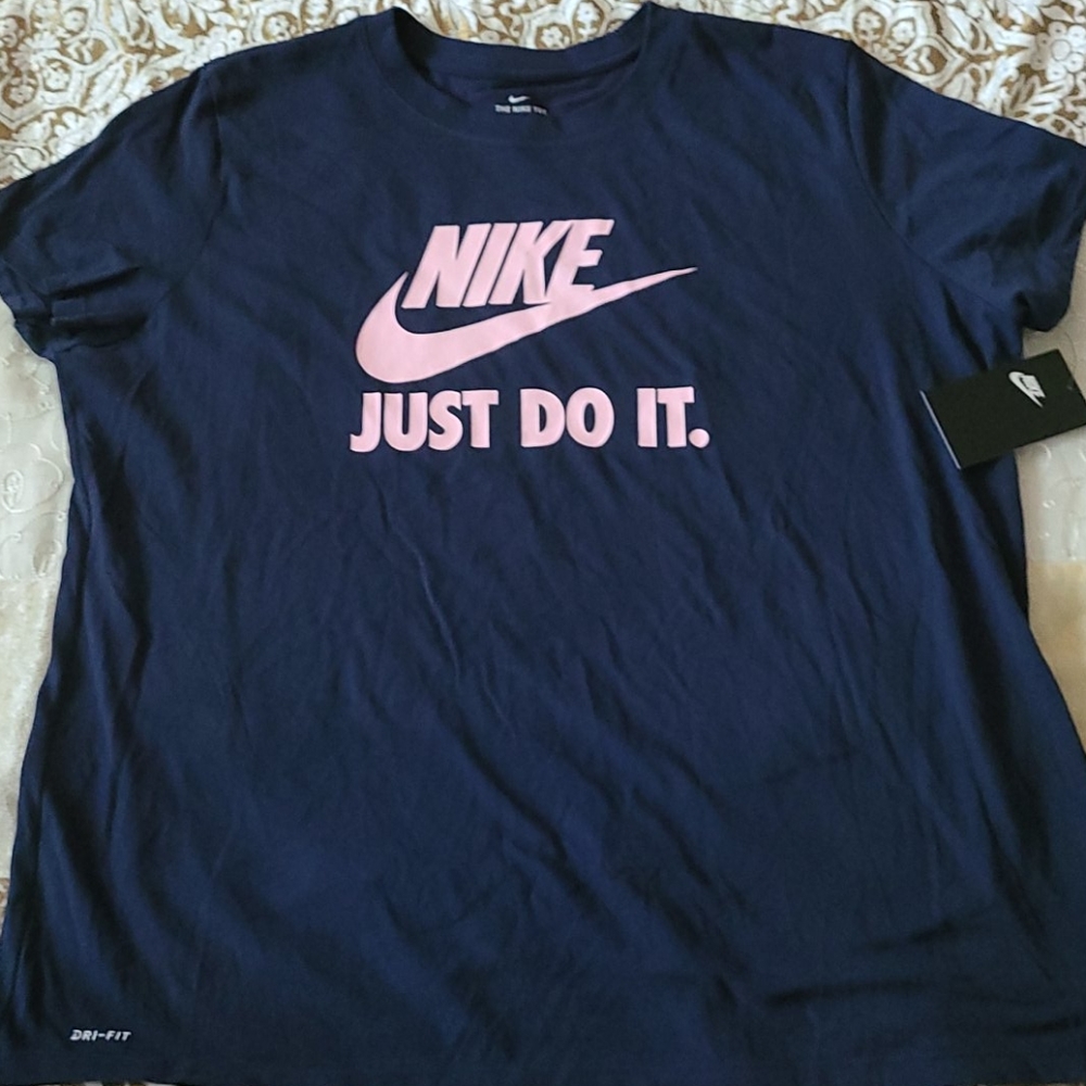 Nike XXL Dri-FIT Tee